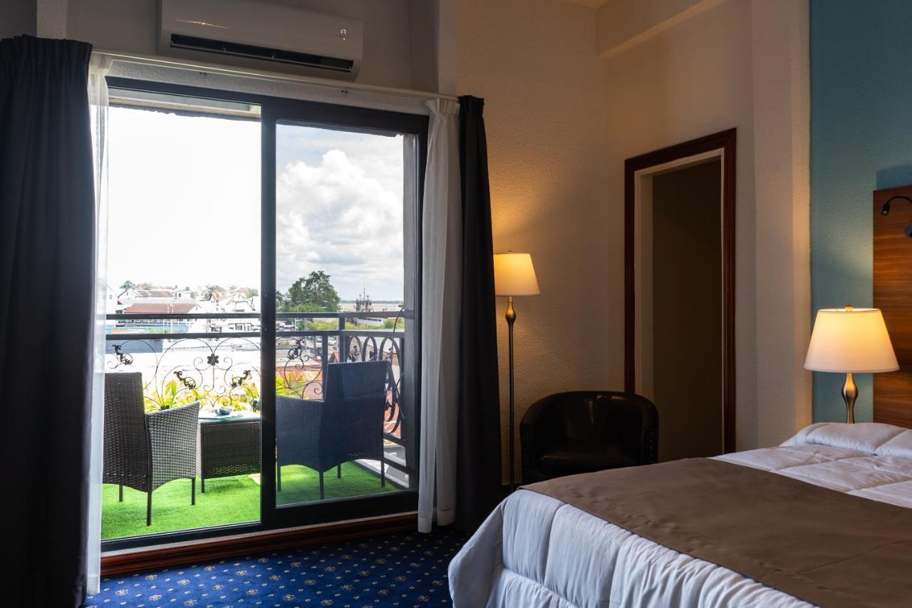 Deluxe Room,1314502444:JPEG